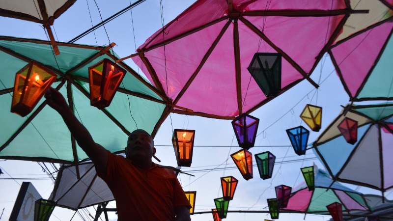 Fiesta de Los Farolitos