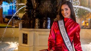 Alejandra Guajardo es Miss Charm El Salvador