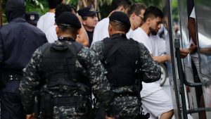 colombianos prestamos ilegal fiscalia